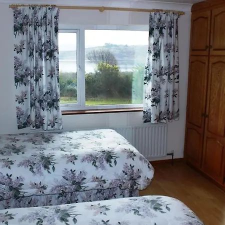 Waterside Cottage, Cashel *