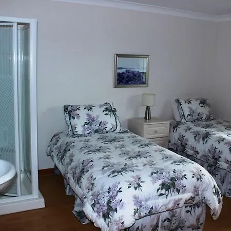 Waterside Cottage, Cashel בית נופש Canower