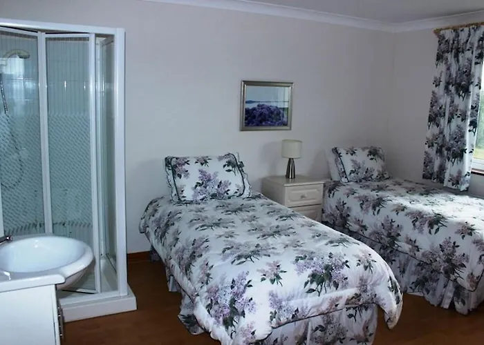 Waterside Cottage, Cashel بيت للعطل Canower