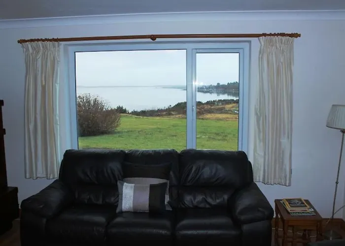 Waterside Cottage, Cashel Feriehus